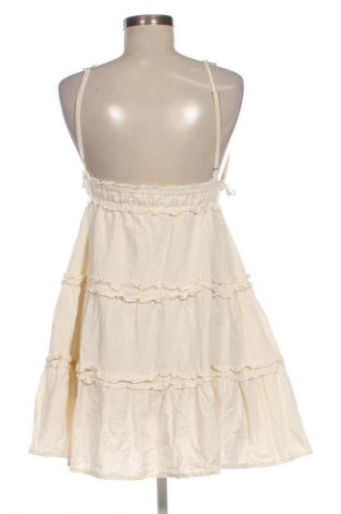 Рокля Stradivarius, Размер XL, Цвят Бежов, Цена 50,99 лв.