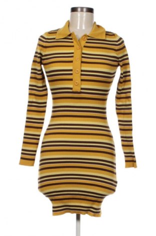 Ruha Stradivarius, Méret M, Szín Sokszínű, Ár 3 259 Ft