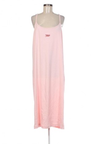 Рокля Tommy Hilfiger, Размер 5XL, Цвят Розов, Цена 75,99 лв.