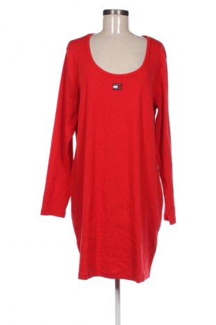 Рокля Tommy Jeans, Размер 3XL, Цвят Червен, Цена 157,99 лв.