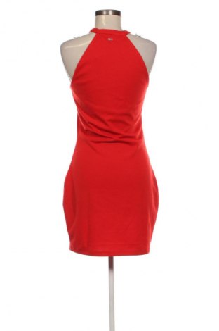 Рокля Tommy Jeans, Размер L, Цвят Червен, Цена 77,99 лв.