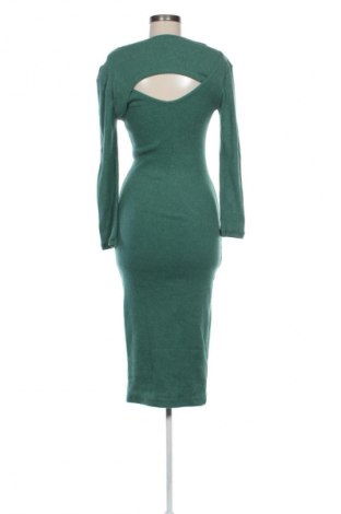 Kleid Trendyol, Größe M, Farbe Grün, Preis 25,00 €