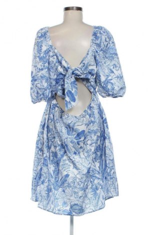 Rochie Trendyol, Mărime L, Culoare Multicolor, Preț 284,21 Lei