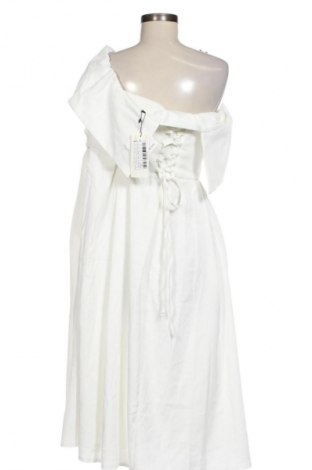 Kleid Trendyol, Größe L, Farbe Weiß, Preis € 41,02