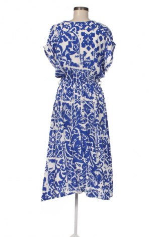 Рокля Unbranded, Размер M, Цвят Многоцветен, Цена 39,14 лв.