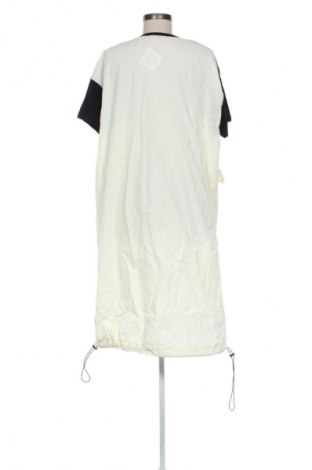 Рокля Unbranded, Размер XXL, Цвят Многоцветен, Цена 72,96 лв.