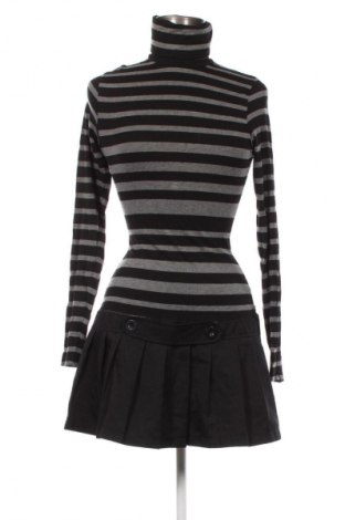 Рокля Unbranded, Размер S, Цвят Многоцветен, Цена 39,14 лв.