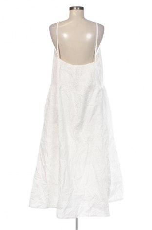 Ruha Lola Liza, Méret XXL, Szín Fehér, Ár 9 629 Ft