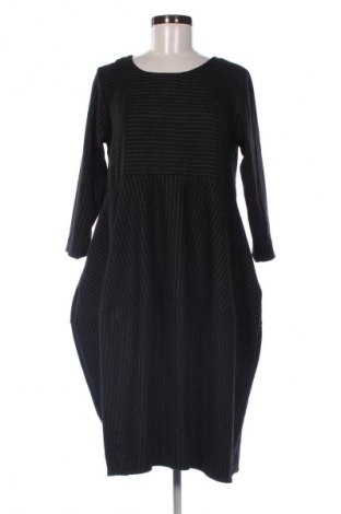 Kleid Wendy Trendy, Größe M, Farbe Mehrfarbig, Preis 24,48 €