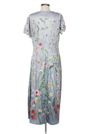 Рокля Unbranded, Размер XL, Цвят Многоцветен, Цена 39,03 лв.