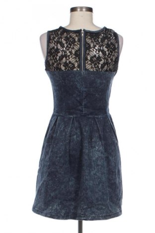 Рокля Unbranded, Размер M, Цвят Многоцветен, Цена 39,15 лв.