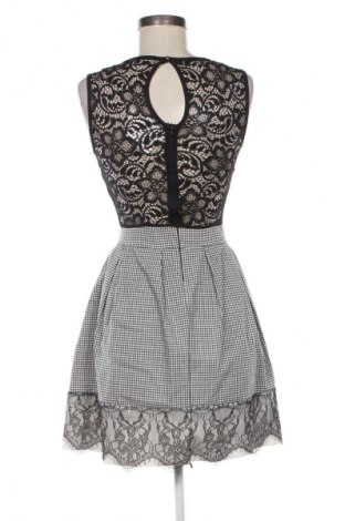 Kleid Unbranded, Größe M, Farbe Mehrfarbig, Preis 19,95 €