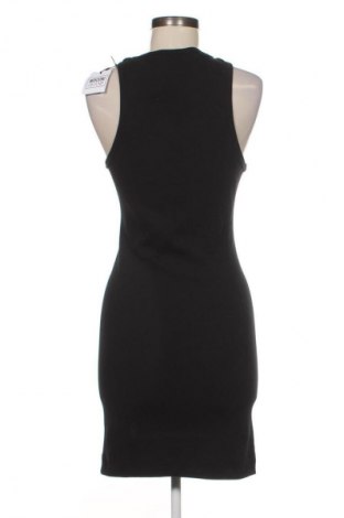 Рокля Moschino Jeans, Размер S, Цвят Черен, Цена 364,99 лв.