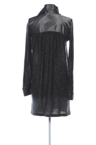 Ruha Unbranded, Méret M, Szín Szürke, Ár 11 400 Ft