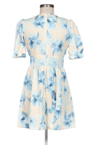 Рокля Unbranded, Размер M, Цвят Многоцветен, Цена 39,10 лв.