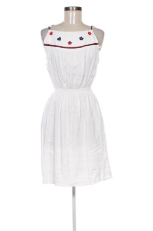 Φόρεμα Unbranded, Μέγεθος M, Χρώμα Λευκό, Τιμή 18,99 €