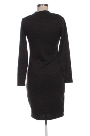 Рокля Unbranded, Размер M, Цвят Многоцветен, Цена 19,99 лв.