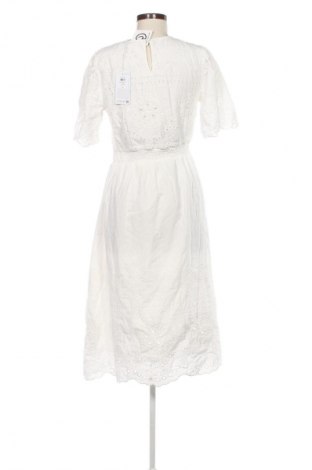 Рокля VILA, Размер M, Цвят Бял, Цена 62,99 лв.