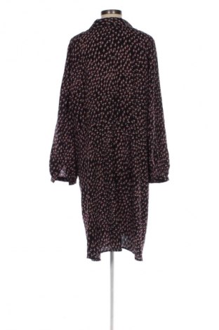 Рокля Vero Moda, Размер 3XL, Цвят Многоцветен, Цена 23,99 лв.