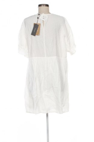 Kleid Vero Moda, Größe XL, Farbe Weiß, Preis 41,99 €