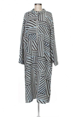Рокля Vero Moda, Размер 3XL, Цвят Многоцветен, Цена 62,99 лв.