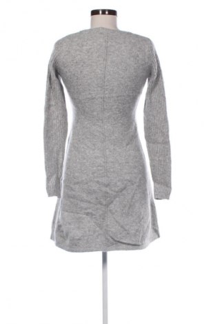 Kleid Vetiver, Größe S, Farbe Grau, Preis 14,99 €