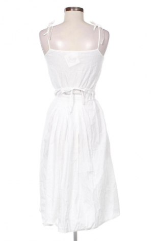 Рокля Vogue, Размер S, Цвят Бял, Цена 48,00 лв.