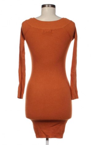 Рокля Voyelles, Размер XS, Цвят Оранжев, Цена 15,99 лв.