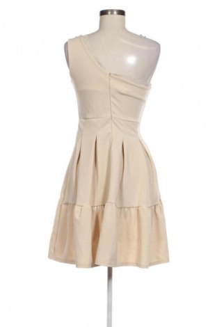 Рокля Wal G, Размер M, Цвят Бежов, Цена 43,99 лв.