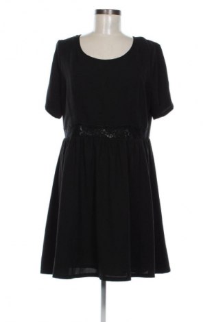 Рокля Yumi, Размер XL, Цвят Черен, Цена 117,99 лв.