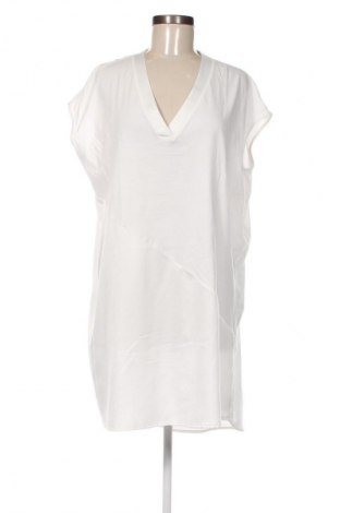 Рокля Zara, Размер M, Цвят Бял, Цена 27,37 лв.