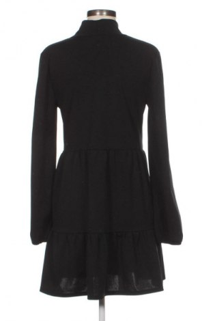 Рокля Zara, Размер M, Цвят Черен, Цена 26,98 лв.