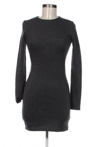 Rochie Zara, Mărime S, Culoare Gri, Preț 46,99 Lei