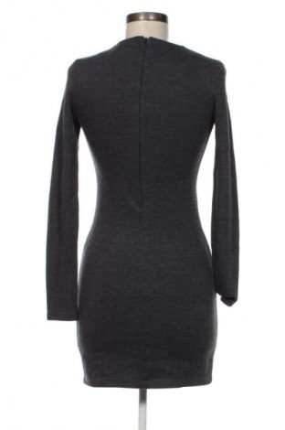 Rochie Zara, Mărime S, Culoare Gri, Preț 46,99 Lei