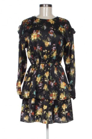 Рокля Zara, Размер S, Цвят Многоцветен, Цена 62,00 лв.