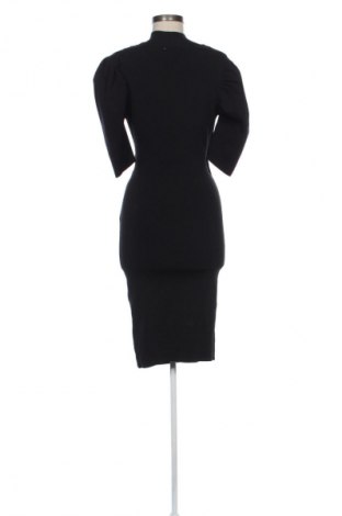 Рокля Zara, Размер S, Цвят Черен, Цена 77,14 лв.