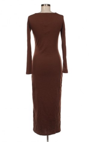 Рокля Zign, Размер S, Цвят Кафяв, Цена 109,99 лв.