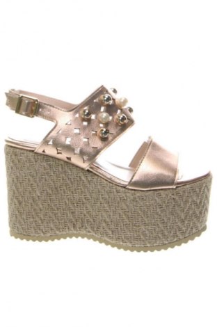 Szandálok Alesia, Méret 37, Szín Arany
, Ár 12 400 Ft
