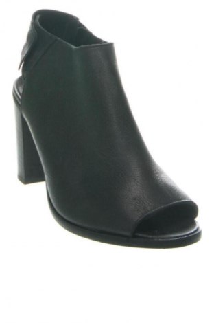 Szandálok Alesya, Méret 39, Szín Fekete, Ár 28 000 Ft