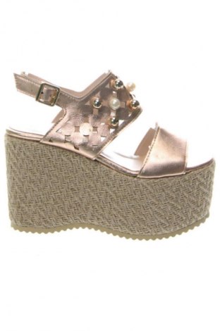 Szandálok Alesya, Méret 37, Szín Arany
, Ár 34 400 Ft