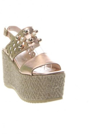 Sandále Alesya, Veľkosť 35, Farba Ružová, Cena  79,95 €