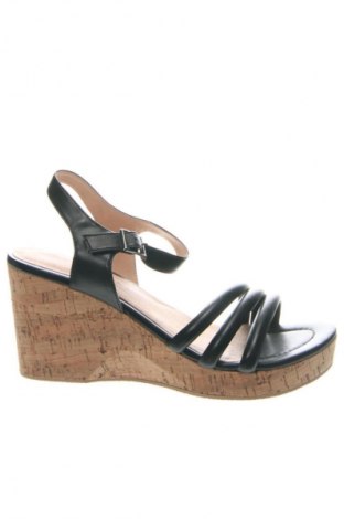 Sandále Chattawak, Veľkosť 41, Farba Čierna, Cena  43,95 €