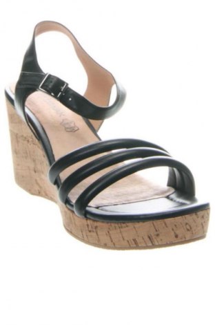 Sandále Chattawak, Veľkosť 41, Farba Čierna, Cena  43,95 €