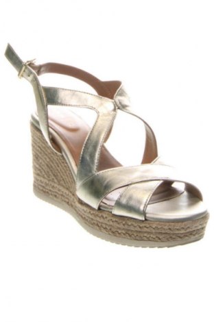 Sandále Geox, Veľkosť 38, Farba Zlatistá, Cena  65,95 €