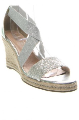 Szandálok Obsel, Méret 37, Szín Ezüstös, Ár 12 400 Ft