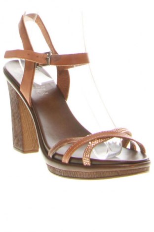 Sandále Porronet, Veľkosť 38, Farba Hnedá, Cena  43,95 €