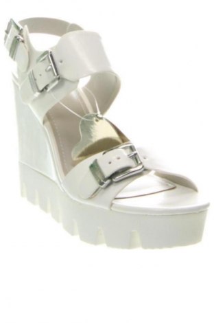 Szandálok You Young Coveri, Méret 39, Szín Fehér, Ár 12 400 Ft