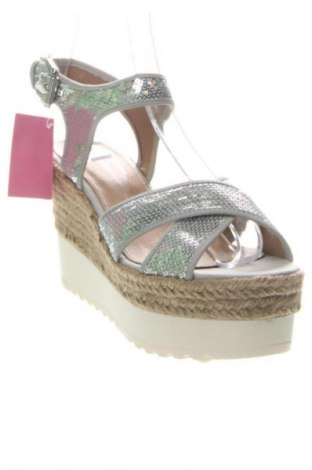 Szandálok You Young Coveri, Méret 37, Szín Ezüstös, Ár 12 400 Ft