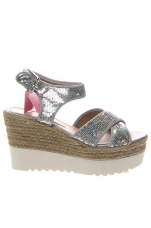 Szandálok You Young Coveri, Méret 38, Szín Ezüstös, Ár 11 339 Ft