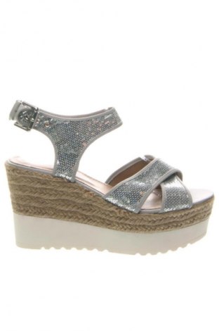Szandálok You Young Coveri, Méret 39, Szín Ezüstös, Ár 11 339 Ft